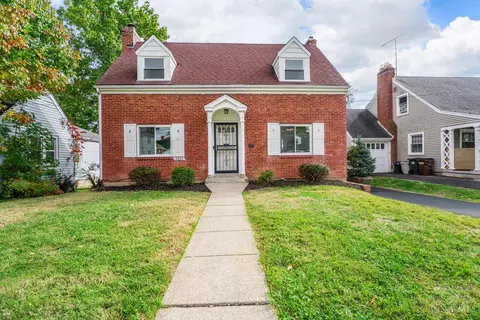 6808 Sampson Ln, Silverton, OH 45236