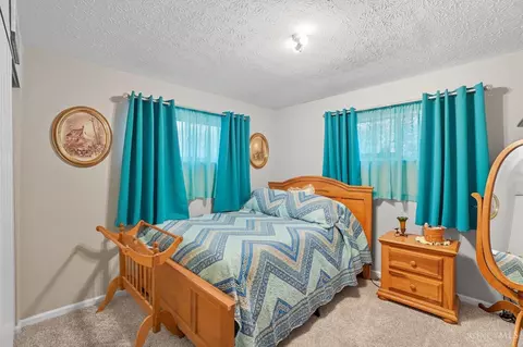 Bedroom - 2271 Semler Ave, Hamilton, OH 45015 photo 4 of 5