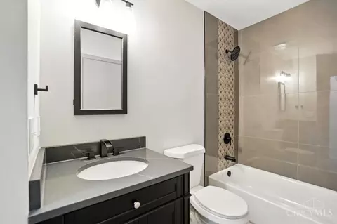 Bath - 36 Timberline Ct, Cleves, OH 45002 photo 2 of 4
