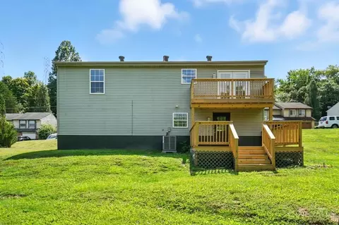 Exterior - 36 Timberline Ct, Cleves, OH 45002 photo 7 of 8