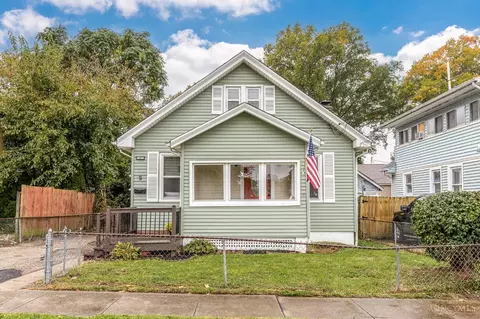 9 North St, Reading, OH 45215