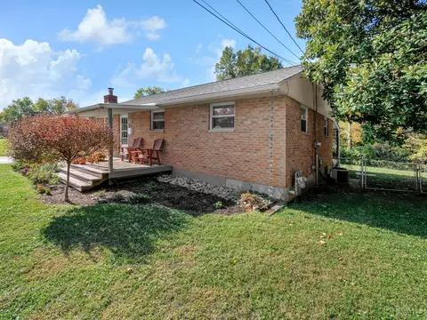 4641 Clayton Dr, Cincinnati, OH 45244 photo 4