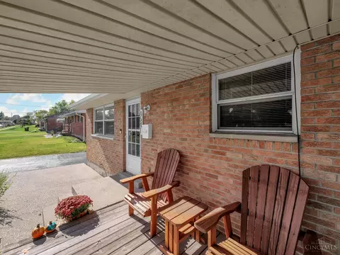 4641 Clayton Dr, Cincinnati, OH 45244 photo 6