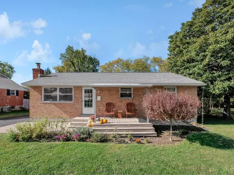 4641 Clayton Dr, Cincinnati, OH 45244 photo 2