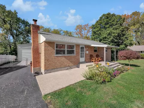 4641 Clayton Dr, Cincinnati, OH 45244 photo 3
