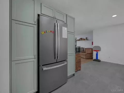 4641 Clayton Dr, Cincinnati, OH 45244 photo 20