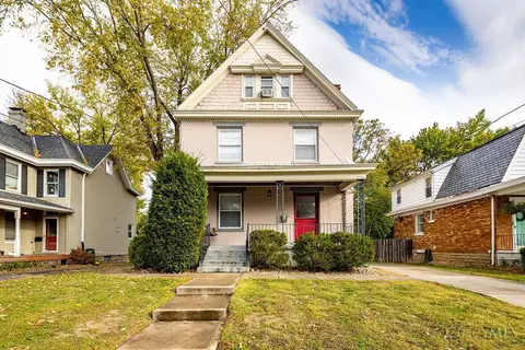 2534 Ridgeland Pl, Cincinnati, OH 45212