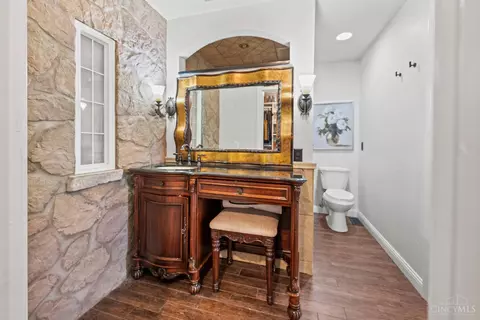 Bath - 2132 Trailridge Dr, Reading, OH 45215 photo 7 of 9