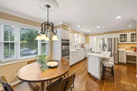 Kitchen - 10029 Windzag Ln, Montgomery, OH 45242 photo 2 of 4