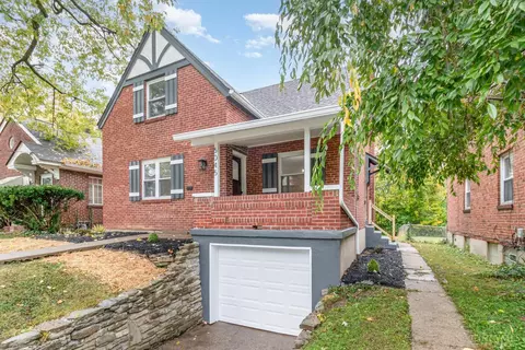 Exterior - 6045 Elbrook Ave, Golf Manor, OH 45237 photo 2 of 5