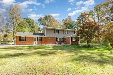 Exterior - 3657 Bootjack Corner Rd, Williamsburg, OH 45176 photo 3 of 6