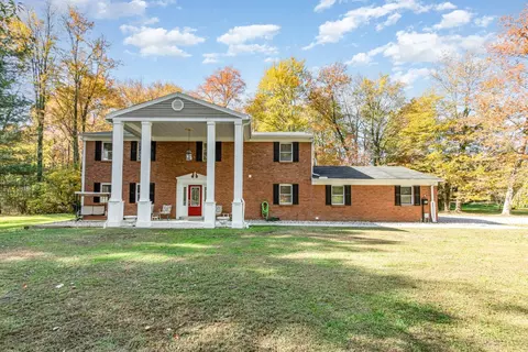 3657 Bootjack Corner Rd, Williamsburg, OH 45176