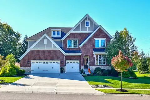 6095 Greenside Dr, Cincinnati, OH 45233