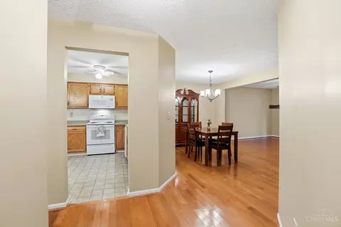 8414 Ridge Pointe Ct, Cincinnati, OH 45236 photo 6