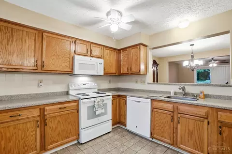 8414 Ridge Pointe Ct, Cincinnati, OH 45236 photo 16