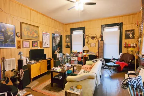 Living - 1052 Marshall Ave, Cincinnati, OH 45225 photo 1 of 5