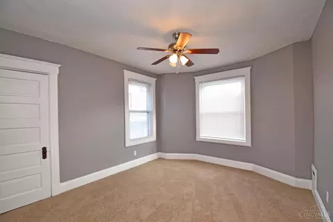 Bedroom - 278 Mcgregor Ave, Cincinnati, OH 45219 photo 5 of 13