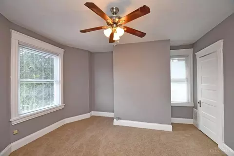 Bedroom - 278 Mcgregor Ave, Cincinnati, OH 45219 photo 3 of 13