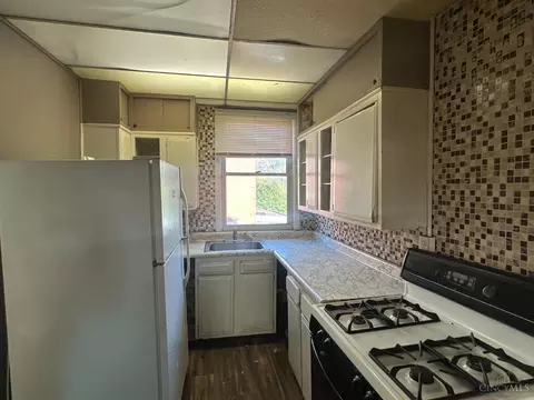 2266 Harrison Ave, Cincinnati, OH 45211 photo 7