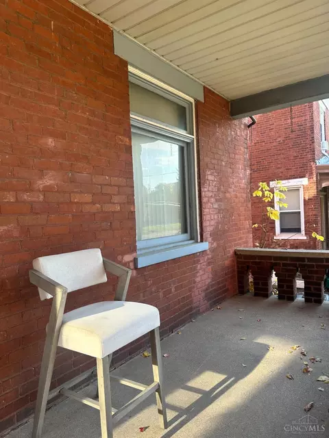2266 Harrison Ave, Cincinnati, OH 45211 photo 2