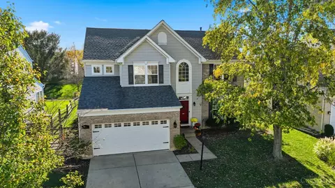 315 Indian Pointe Dr, Hamilton Township, OH 45039