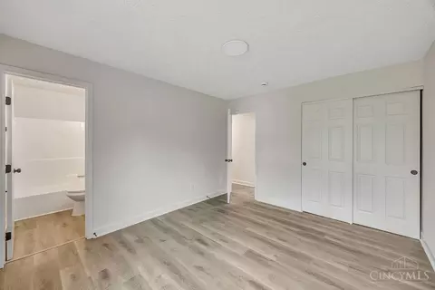 Bedroom - 3388 Ninann Ct, Cincinnati, OH 45211 photo 2 of 7