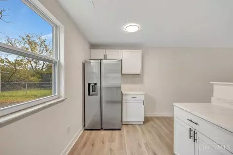 Kitchen - 3388 Ninann Ct, Cincinnati, OH 45211 photo 5 of 5