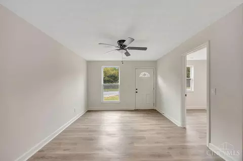 Living - 3388 Ninann Ct, Cincinnati, OH 45211 photo 4 of 5