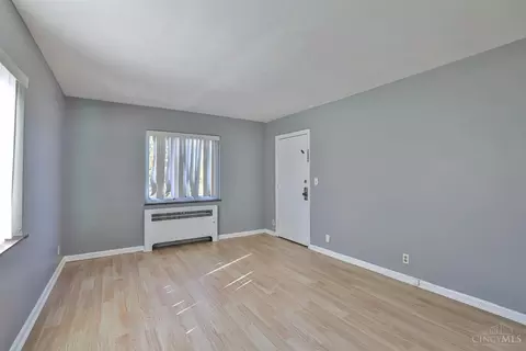 Living - 5418 Reading Rd, Cincinnati, OH 45237 photo 2 of 2