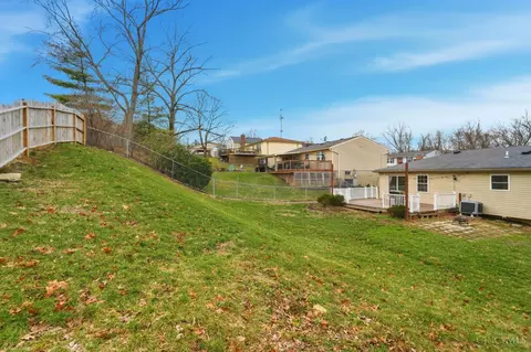 Exterior - 2148 Julie Ter, Reading, OH 45215 photo 6 of 11