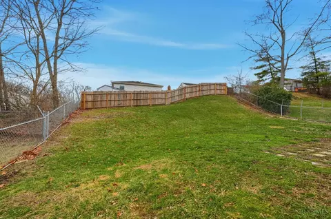 Exterior - 2148 Julie Ter, Reading, OH 45215 photo 5 of 11