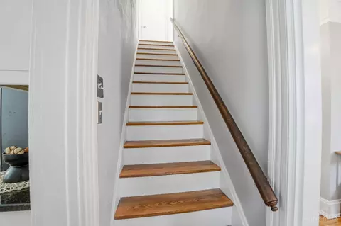 Entry Way - 2191 Townsend Rd, Cincinnati, OH 45238 photo 3 of 3