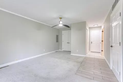 Living - 833 Galbraith Rd, Cincinnati, OH 45231 photo 3 of 3