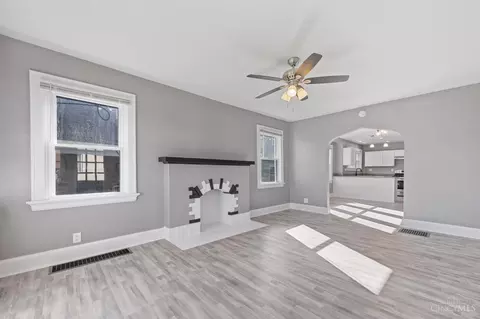 937 Purcell Ave, Cincinnati, OH 45205 photo 5