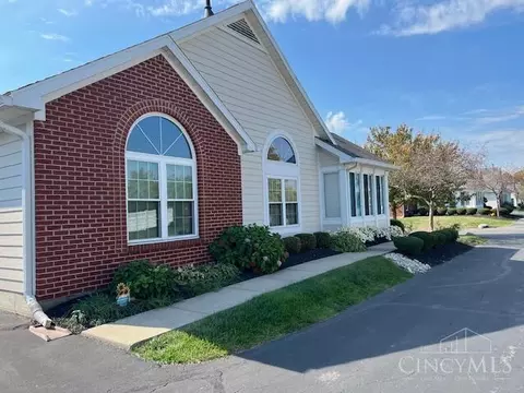 8434 Woodreed Dr, West Chester, OH 45069