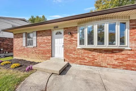 8961 Tripoli Dr, Colerain Twp, OH 45251