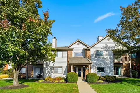 8870 Eagleview Dr, West Chester, OH 45069
