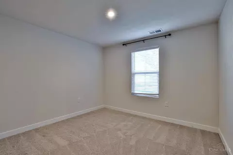Bedroom - 45 Platform St, Amelia, OH 45102 photo 4 of 7