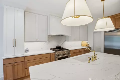 Kitchen - 4832 Prospect Ave, Blue Ash, OH 45242 photo 6 of 8