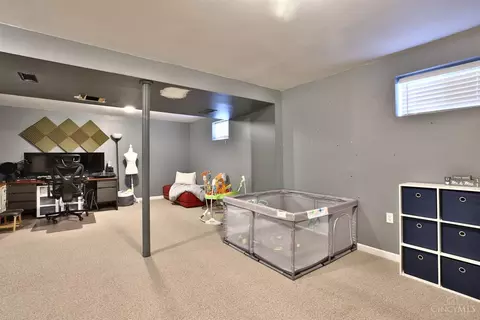 Other - 5879 Eagle Creek Ct, Hamilton Township, OH 45039 photo 6 of 10
