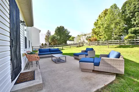 Exterior - 5879 Eagle Creek Ct, Hamilton Township, OH 45039 photo 3 of 7