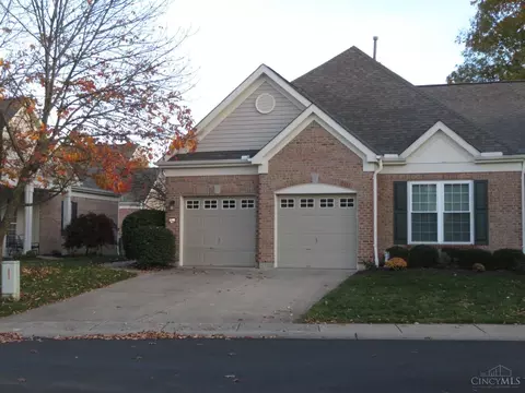 1195 Shayler Woods Dr, Batavia, OH 45103