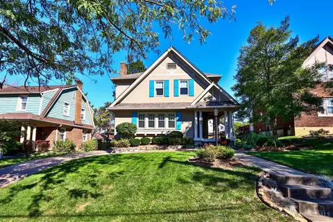 6132 Fairway Dr, Cincinnati, OH 45212