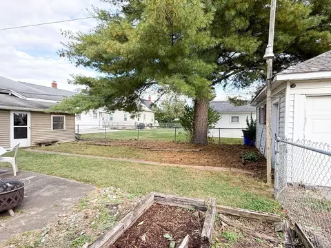 Exterior - 715 Corwin Ave, Hamilton, OH 45015 photo 11 of 20
