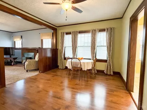 Dining - 715 Corwin Ave, Hamilton, OH 45015 photo 2 of 4