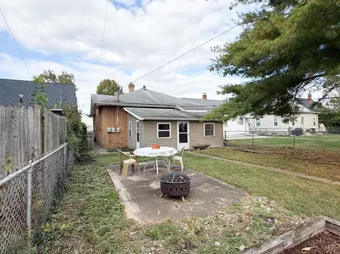 Exterior - 715 Corwin Ave, Hamilton, OH 45015 photo 10 of 20