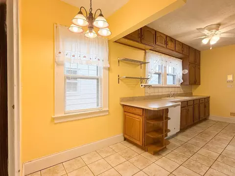 Kitchen - 715 Corwin Ave, Hamilton, OH 45015 photo 1 of 6