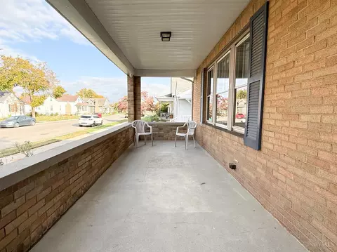 Exterior - 715 Corwin Ave, Hamilton, OH 45015 photo 13 of 20
