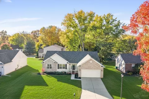 8211 Melrose Ln, Maineville, OH 45039 photo 2