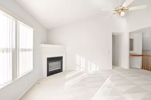 8211 Melrose Ln, Maineville, OH 45039 photo 7